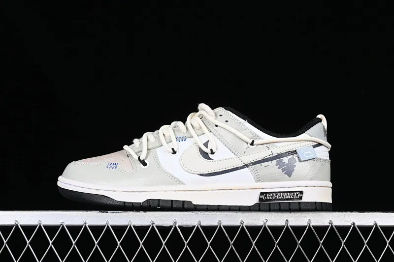 All Categories Nk SB Dunk Series Nk SB Dunk Low Low-top sneakers Customized large box Nk Dunk Low Panda Prank-Love Little Magic Card SB strap low-top casual sneakers DD1391-100